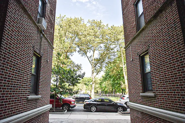 Rented by Lang Realty LLC | media 24