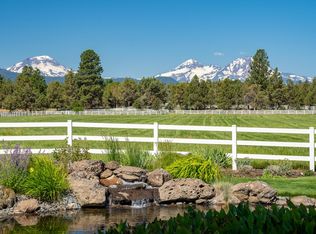 18611 Couch Market Rd, Bend, OR 97703