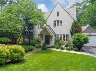 33 Walbrooke Rd, Scarsdale, NY 10583