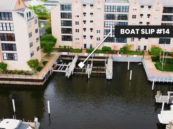 312 Water St #14, Saint Joseph, MI 49085