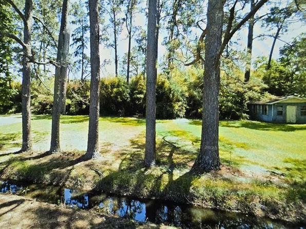 111 Freda Ln, Duson, LA 70529