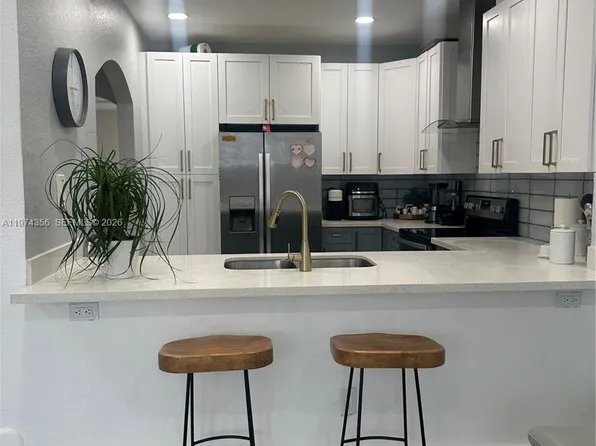 15775 SW 41st St #68, Miramar, FL 33027