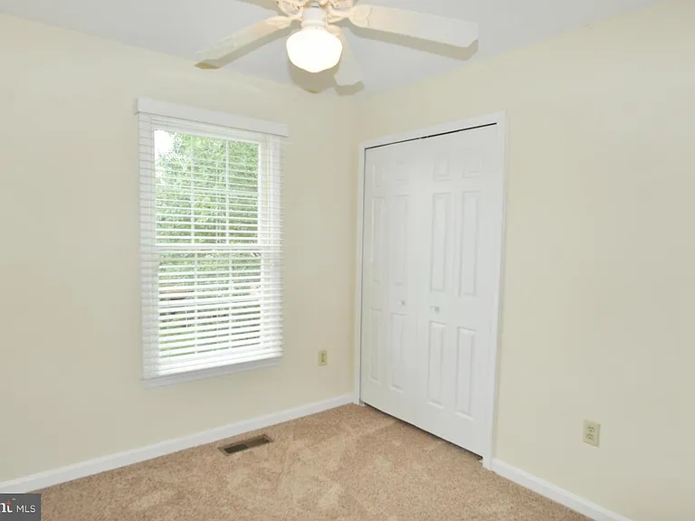 7411 Salford Ct — Photo 16