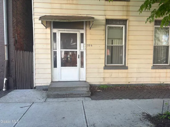334 4th St Unit 3, Troy, NY 12180