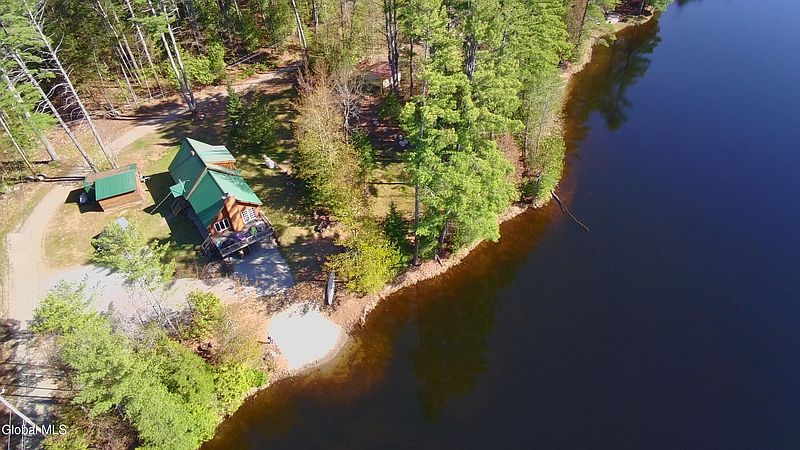 2nd image of 53 Clear Water Lake Road