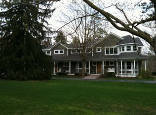 4550 Gallagher Rd, Rochester, MI 48306