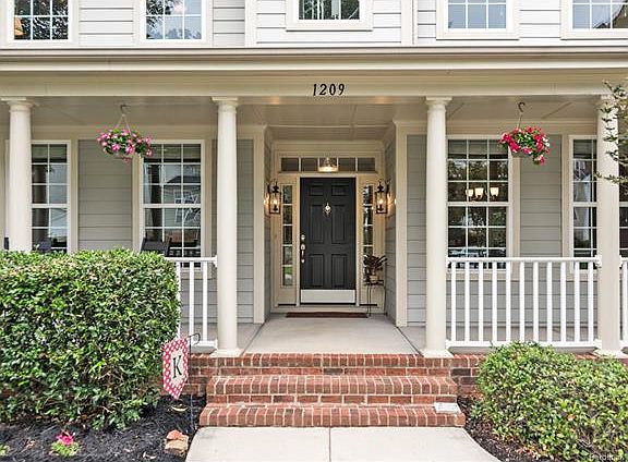 2nd image of 1209 Brough Hall Dr