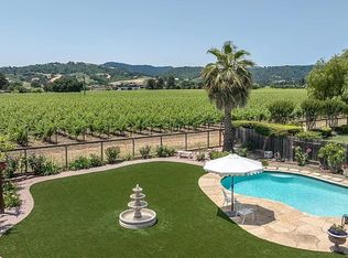 47 Hahnemann Ln, Napa, CA 94558