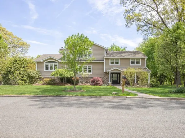 56 Guterl Terrace, Pearl River, NY 10965