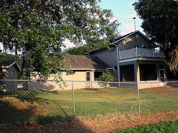 3rd image of 1582 Starfish St