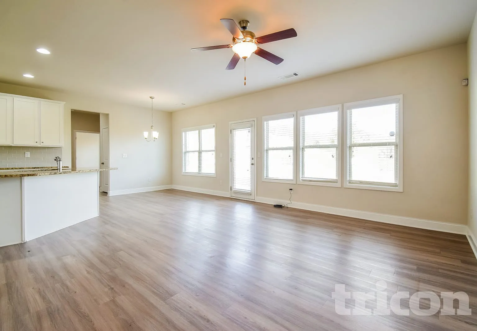 4020 Bella View Ln Snellville GA — Photo 2
