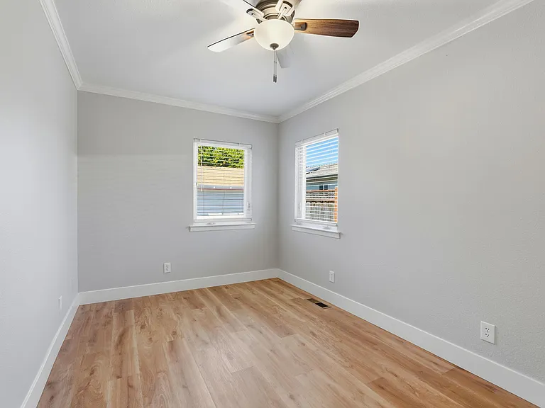 2291 Cottle Ave — Photo 25
