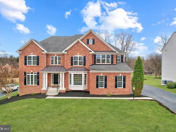 18252 Oakridge Hamlet Pl, Purcellville, VA 20132