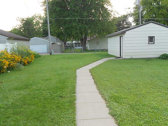 gorgeous back yard