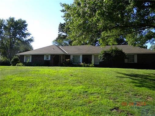 1st image of 502 Linda Ln
