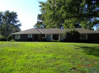 502 Linda Ln, Bonner Springs, KS 66012