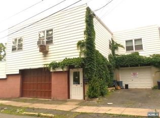 511 Washington Ave, Ridgefield, NJ 07657