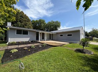 199 Hillwood Dr, Lake City, MN 55041