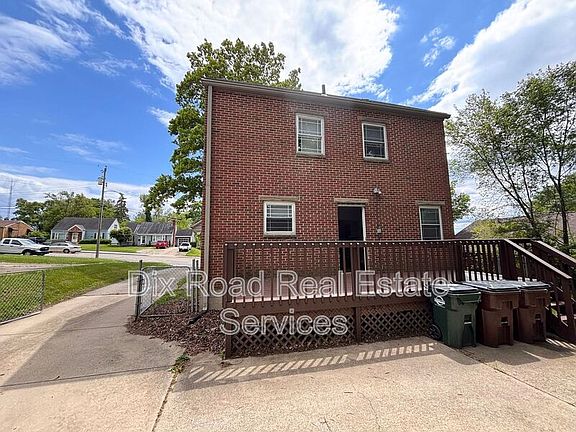 5th image of 2703 Roosevelt Blvd
