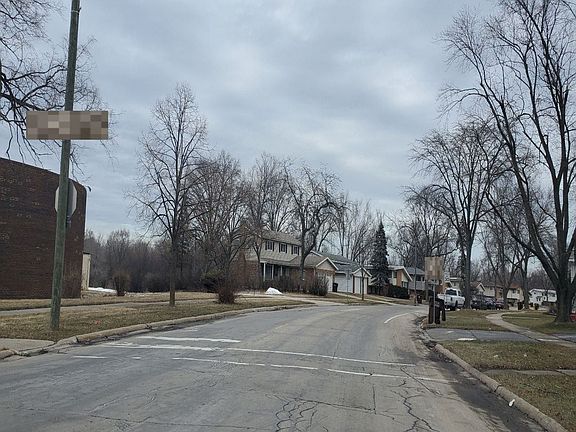 5th image of 149 Westwood Dr
