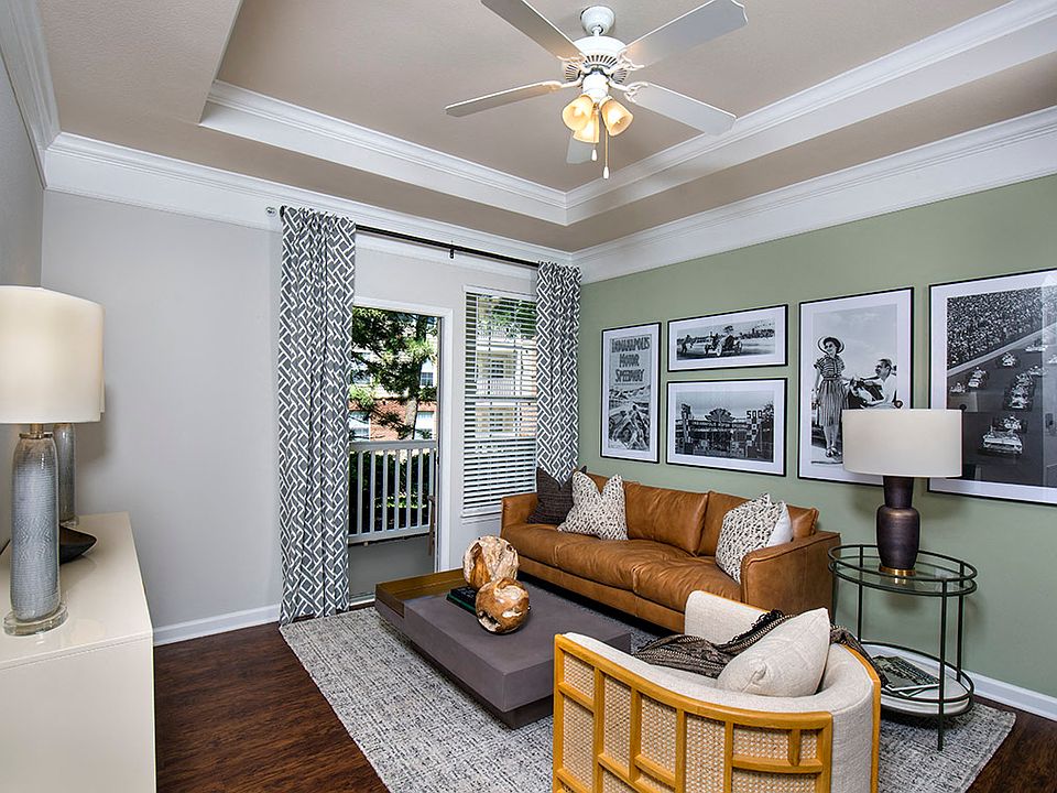 Bright Living Room with Crown Molding