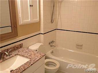 4th image of 39 Montauk Dr