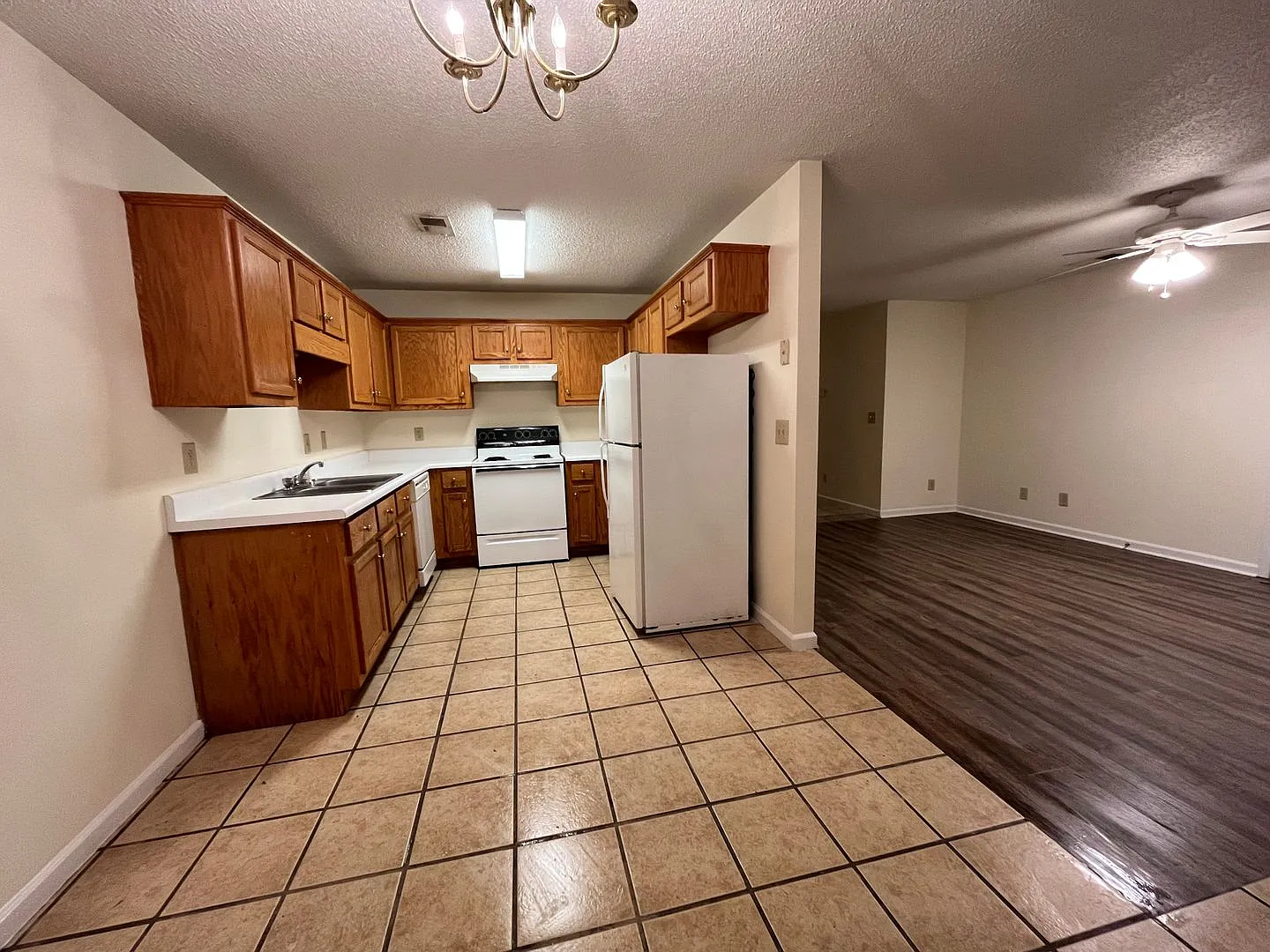 5-7 Wilma Drive — Photo 3