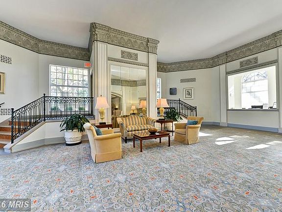 5th image of 4000 Cathedral Ave NW APT 106B