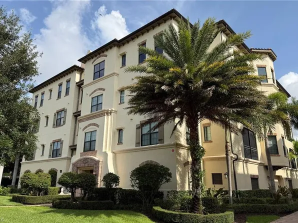 16391 Viansa WAY #302, NAPLES, FL 34110