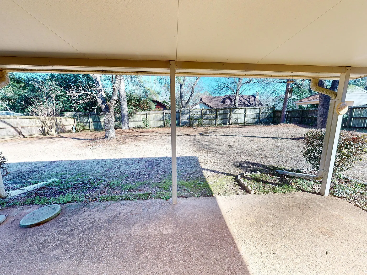 1212 Hillman Street - 1 — Photo 3