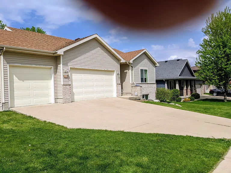 5364 Ballyduff St — Photo 2