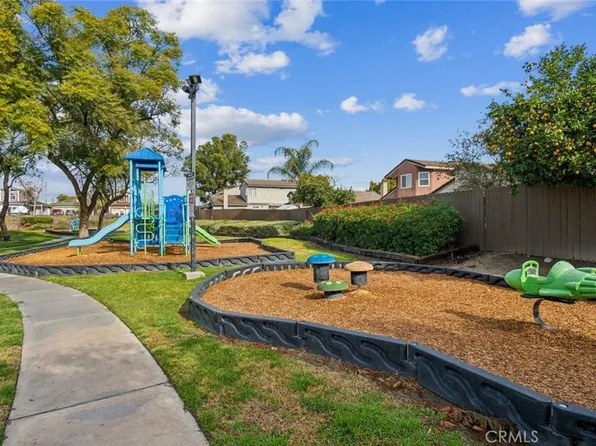 2979 Cardamon St, Rialto, CA 92376