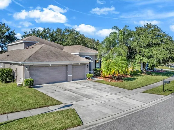 2288 Holly Pine Cir, Orlando, FL 32820
