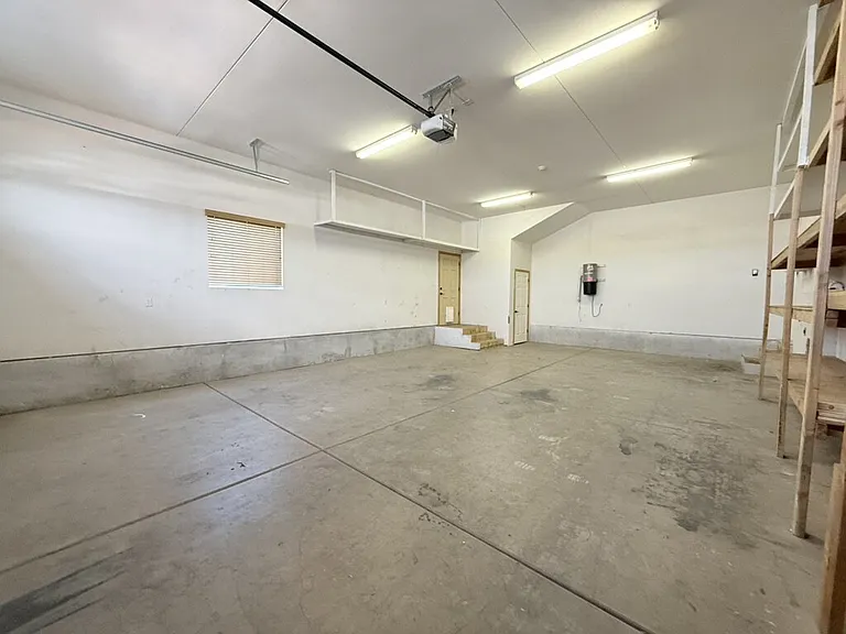 926 Stahlman Dr — Photo 37