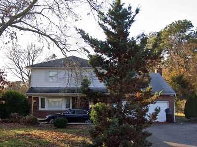1103 Carlls Straight Path, Dix Hills, NY, 11746