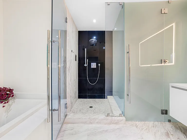 701 N Fort Lauderdale Beach Blvd #406 — Photo 17