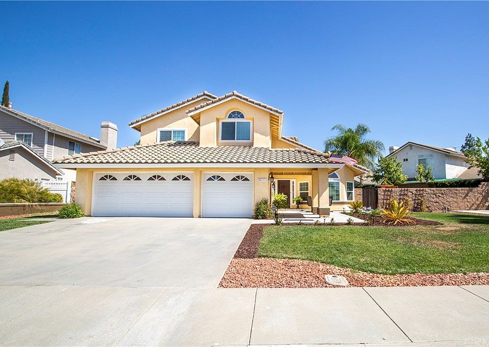1st image of 40010 Willowbend Dr