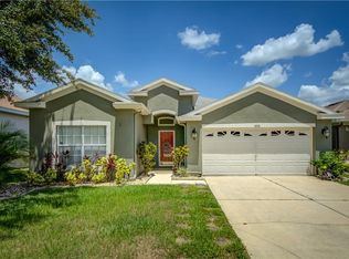 606 Maple Pointe Dr, Seffner, FL 33584