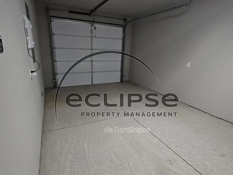 519 Washington Ave #519 — Photo 5