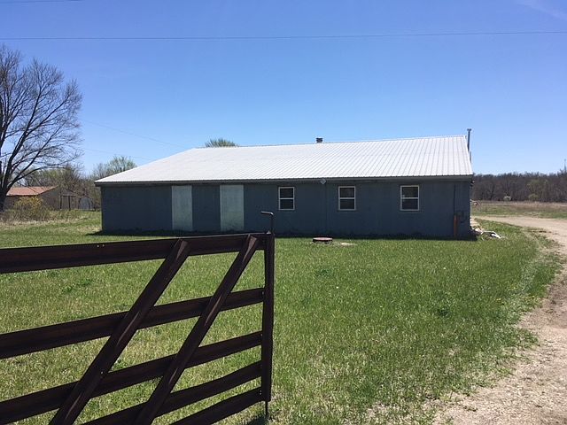 1st image of 917 W Us Highway 56