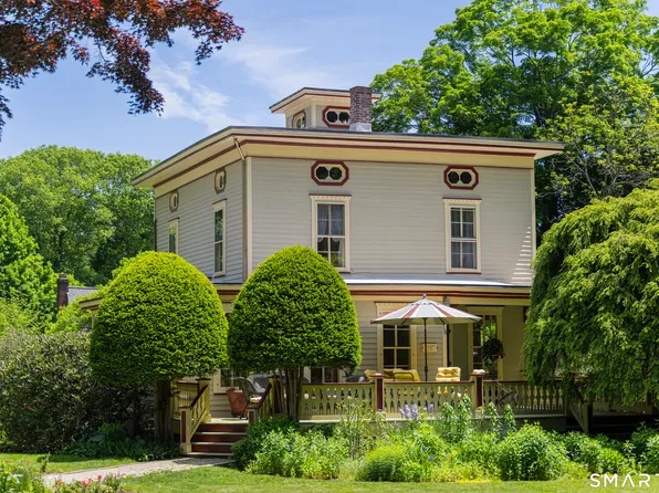 18 Church Street, Redding, CT 06896