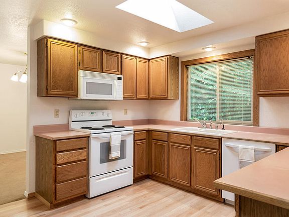 5th image of 2907 60th Avenue Ct NW