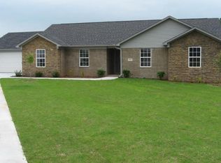 503 Ashbrook Ln, Russellville, AR 72802
