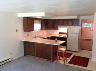 38 Smith Bridge Rd APT 6, Saratoga Springs, NY 12866