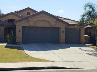 9405 Degranvelle Dr, Bakersfield, CA