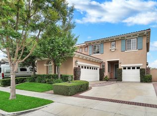 27 Sleepy Hollow Ln, Mission Viejo, CA 92694