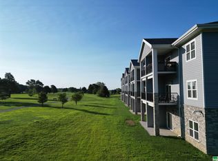 201 Sunrise Park Rd #101, Storm Lake, IA 50588