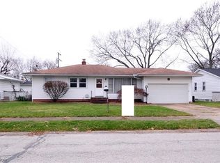 3870 W 213th St, Fairview Park, OH