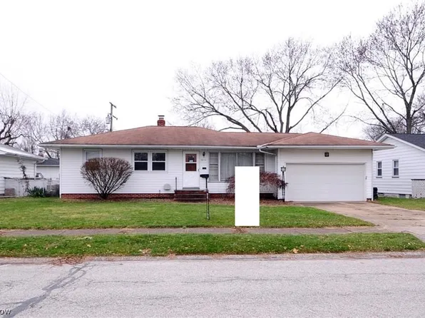 3870 W 213th St, Fairview Park, OH 44126