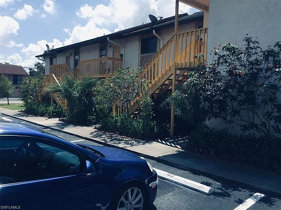 2nd image of 1126 SE 8th St APT 103